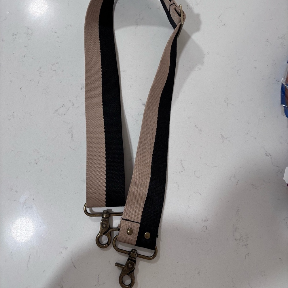 Parker Thatch Black and Tan Adjustable Strap